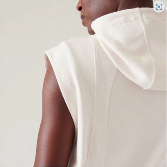 NEW ATHLETA Sundown Sweatshirt Hoodie Tank in Magnolia White Size Medium NWT - Picture 5 of 15